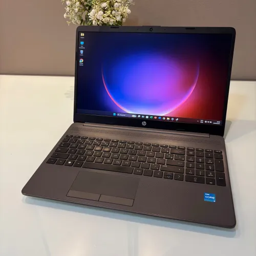 Notebook HP Core i3 13ª Geração 8GB RAM NVMe FullHD Windows 11 Bateria Excelente 