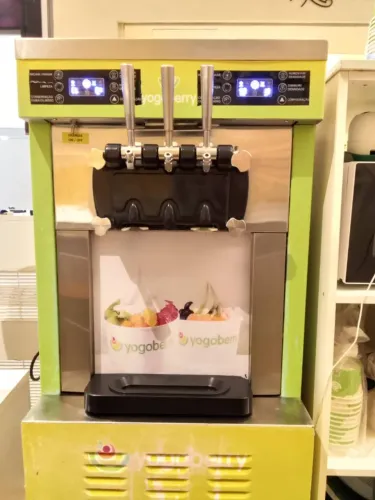 Máquina de Frozen Logosoft LSD 435 2 Cubas - Alta Produção