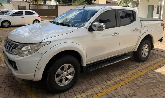 Mitsubishi L200 Triton Sport HPE 2.4 CD Diesel Aut. 2018