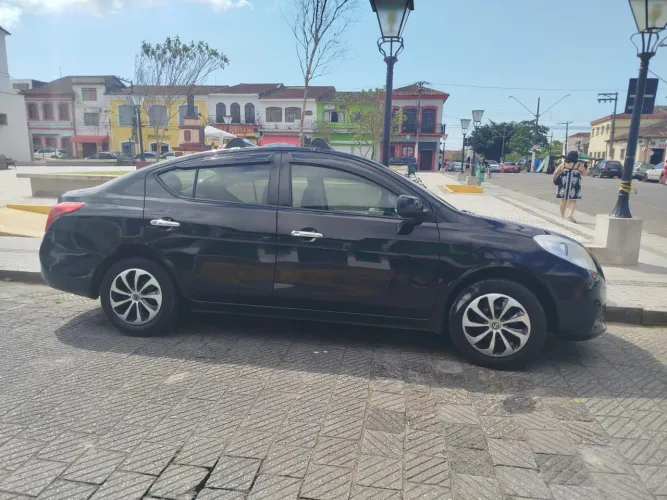 Nissan Versa SV 1.6 16V Flex Fuel 4P Mec. 2014