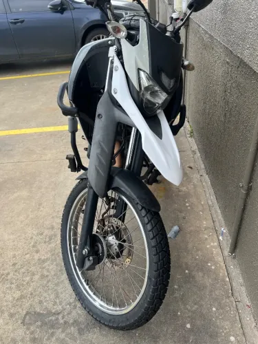 Yamaha LANDER XTZ 250 TOP