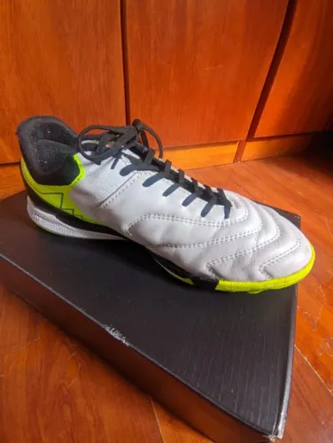 Chuteira Futebol Society Umbro Adamant Master Class Pro Bump - ÓTIMO ESTADO