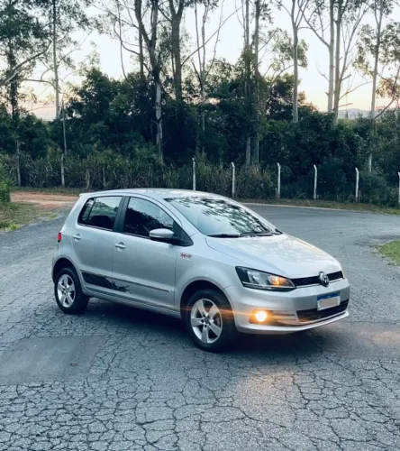 Volkswagen Fox Rock IN RIO 1.6 MI Total Flex 8V 5P 2016