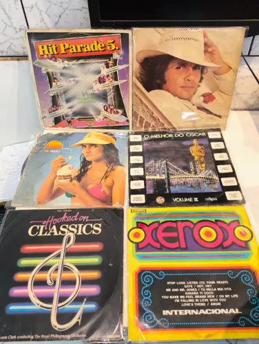 LOTE 6 DISCOS VINIL USADOS - CLASSICS -MELHOR DO OSCAR -XEROX -ROBERTO CARLOS -HIT PAREDE