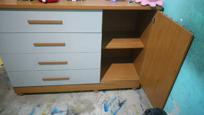 Vendo cômoda