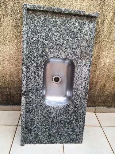 Pia de cozinha 1,20 x 0,60m e balcão