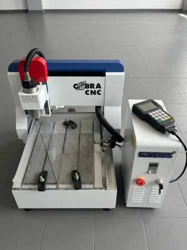 Mini Router CNC de Bancada