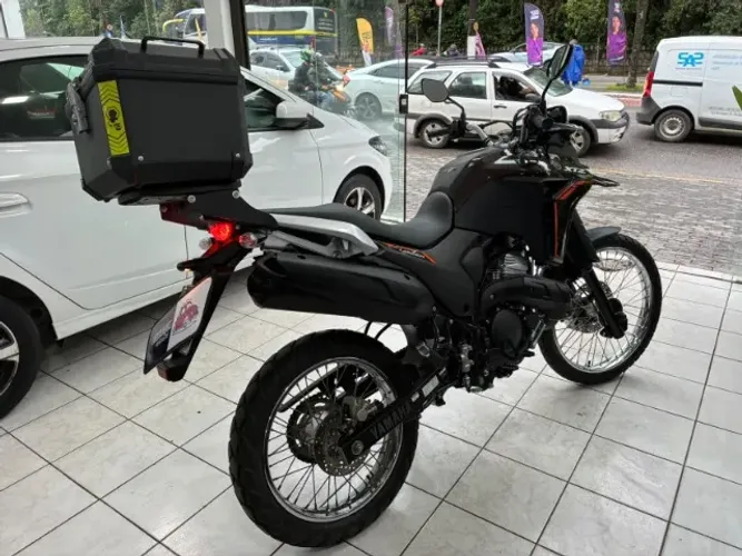 XTZ 250 LANDER 2026 GARANTIA DE FABRICA 8.000 KM