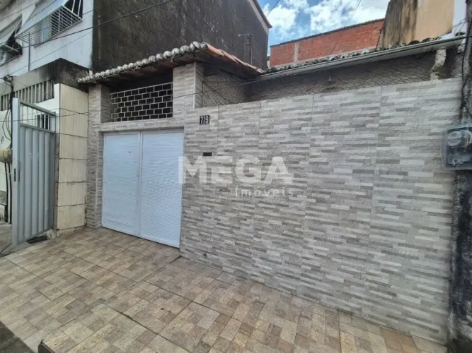 Casa com 2 suítes no bairro Presidente Kennedy em Fortaleza, CE