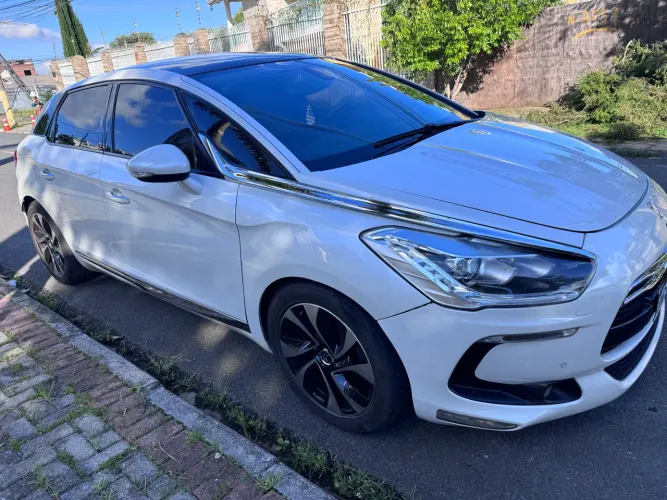 Citroen DS5 1.6 SO Chic Turbo 16V 5P Aut. 2016