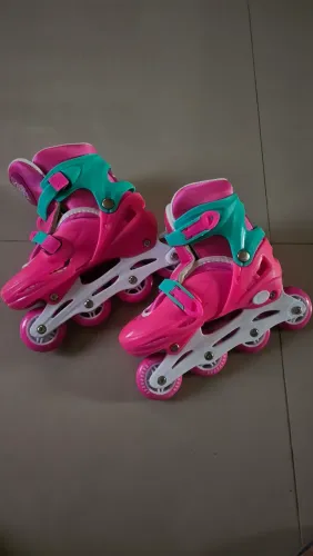 Patins inline ajustável com kit de proteção 