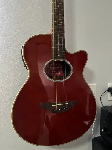 Violão tagima