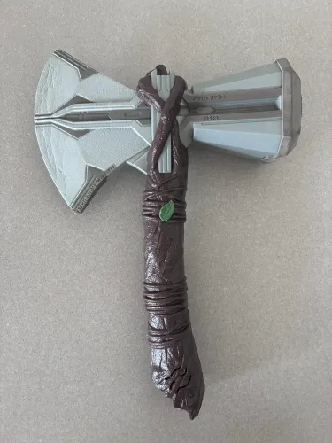 Machado Thor Stormbreaker