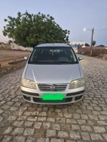 Fiat Idea ELX 1.4 MPI Fire Flex 8V 5P 2008
