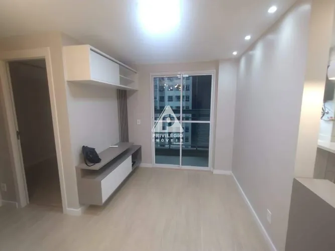Apartamento à venda, 2 quartos, 1 suíte, 1 vaga, Santo Cristo - RIO DE JANEIRO/RJ