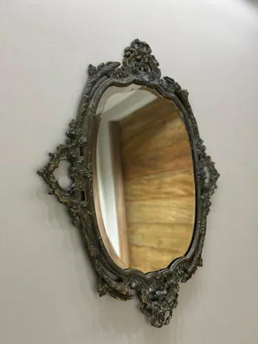 Espelho bisotado com moldura em bronze Eberlle vintage 