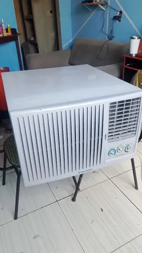 Ar condicionado de janela