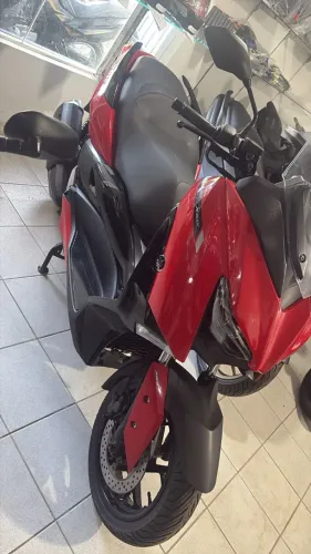 Yamaha XMAX 250 Seminova - Baixa Km, Impecável e Econômica