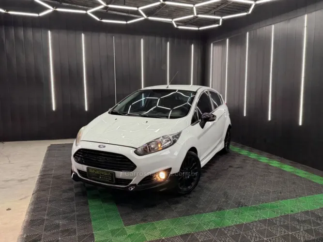 Ford Fiesta SE 1.6 16V Flex 5P 2016