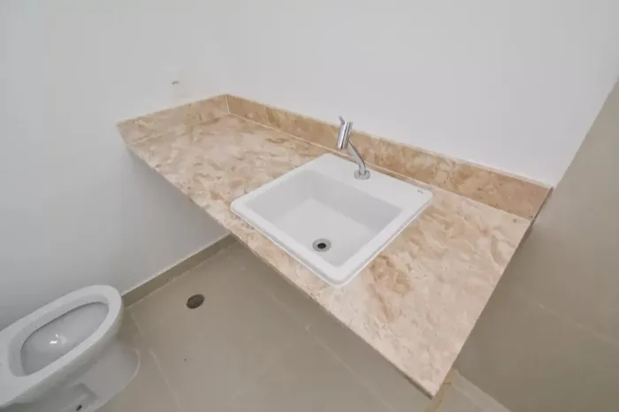 Pia banheiro travertino 1.45x56
