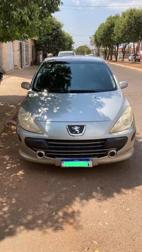 Peugeot 307 Sed. Presence 1.6 Flex 16V 4P 2010