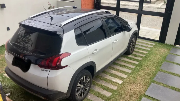 Peugeot 2008 Grife 1.6 Turbo Flex 16V 5P AUT 2023