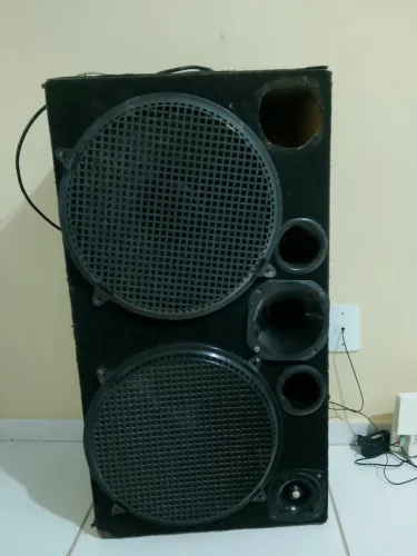 Caixa de som Com Boca de 18!!!