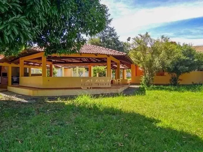 CHÁCARA EM LUZIÂNIA - GO COMPLETA: CONFORTO E LAZER PARA SUA FAMÍLIA!