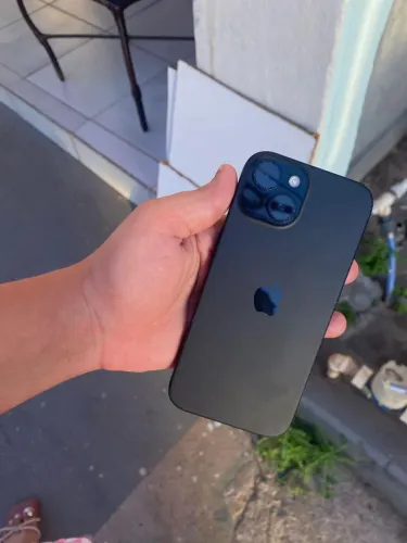 iPhone 15