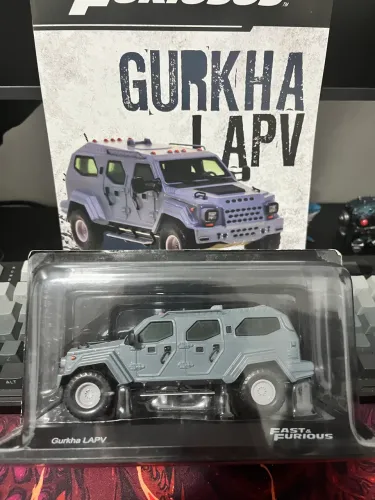 Velozes e furiosos 1/43 - Gurkha Lapv