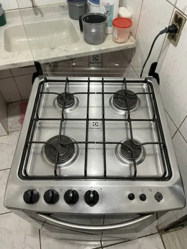 Fogão com forno 4 Bocas Eletrolux Inox