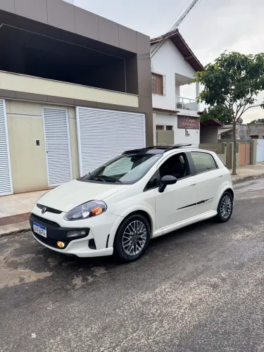 Fiat Punto Blackmotion 1.8 Flex 16V 5P. 2014