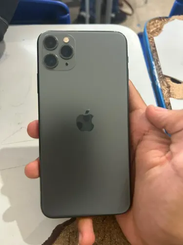 *TROCA OU VENDA* iPhone 11 Pro Max 64GB