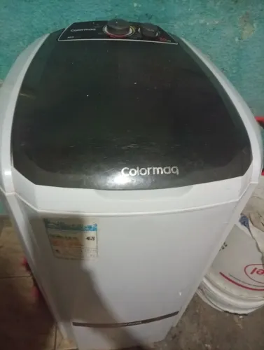 Tanquinho de lavar roupa