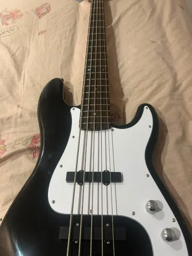 Baixo sx 5 cordas novo