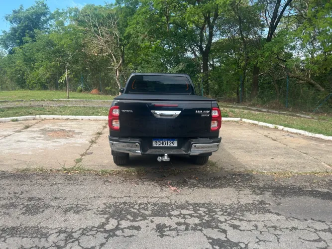 Toyota Hilux CD SRV 4X2 2.7 Flex 16V Aut. 2021