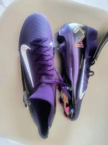 Nike mercurial 41