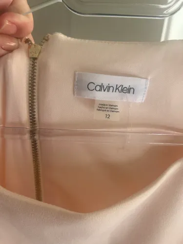 Vestido Calvin Klein novo tem 46/48