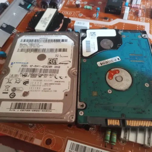 R$50 - 2 Hds Samsung e Seagate