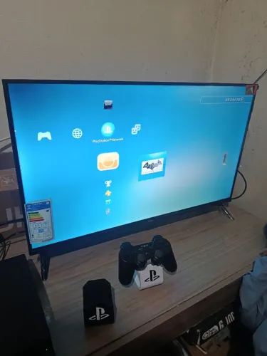 Smart TV TCL 32" QLED FHD Google TV (Modelo 32S5K)