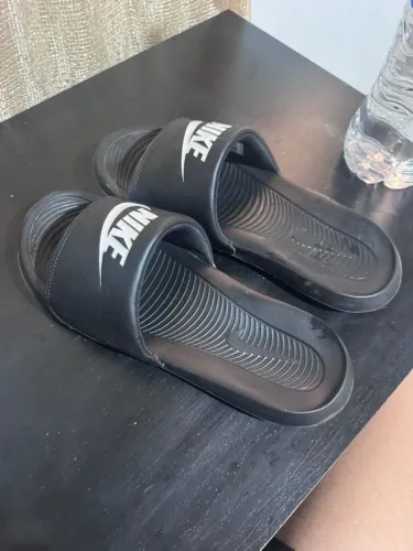 Chinelo nike slide tam 40