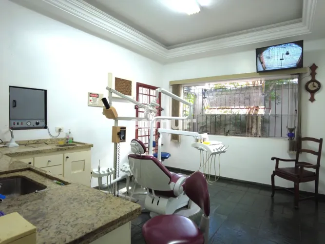 CASA para VENDA E ALUGUEL com 178m² no bairro Silveira com 2 quartos e 1 vagas. Santo Andr