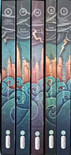 Desapego do Box de Percy Jackson