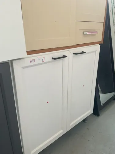 Gabinete para Banheiro Moderno Cinza Novo com 2 Portas e Puxadores Industriais