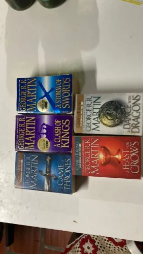 Coleção livros Game of Thrones em inglês