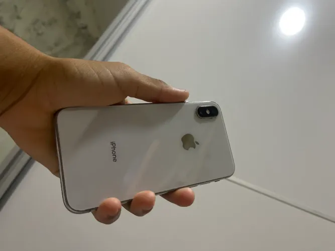iPhone X