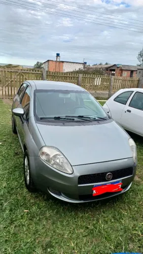 Fiat Punto 1.4 Fire Flex 8V 5P 2011