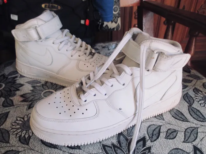 Tênis Nike Force Branco.  ?38