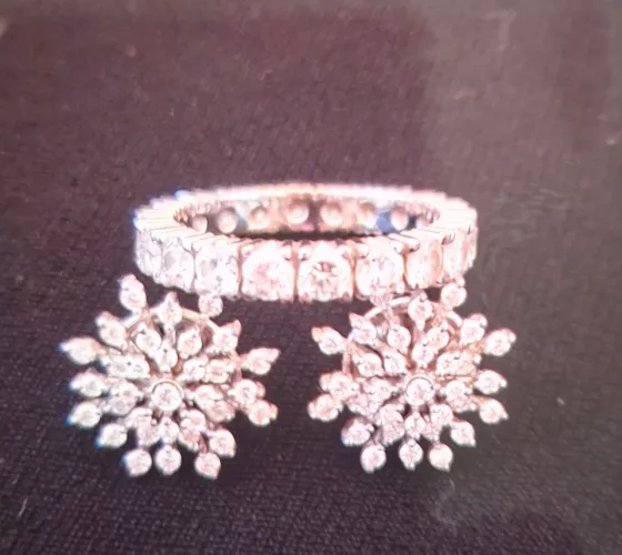 Anel de Diamante+Brincos de Diamantes