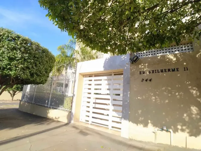 APARTAMENTO 2 QUARTOS, MOBILIADO E REFORMADO, ED. GUILHERME II, REGIÃO AV CPA E BOSQUE SAÚ